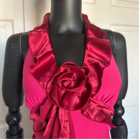 3D Floral ruffled tops sleeveless red stretch 
xs - Picture 2 of 8